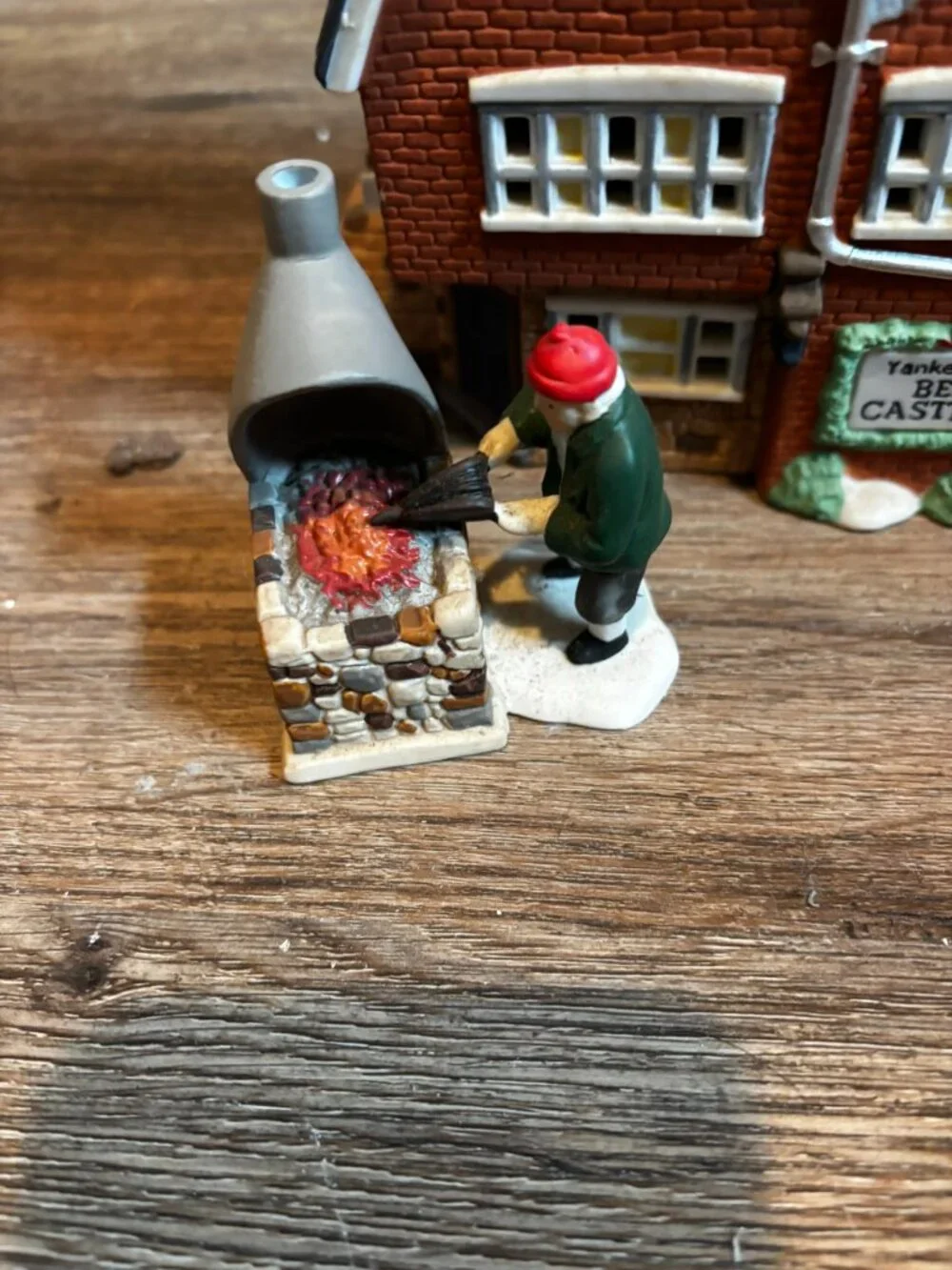 Department 56 Christmas village light up building Yankee Bell Casting